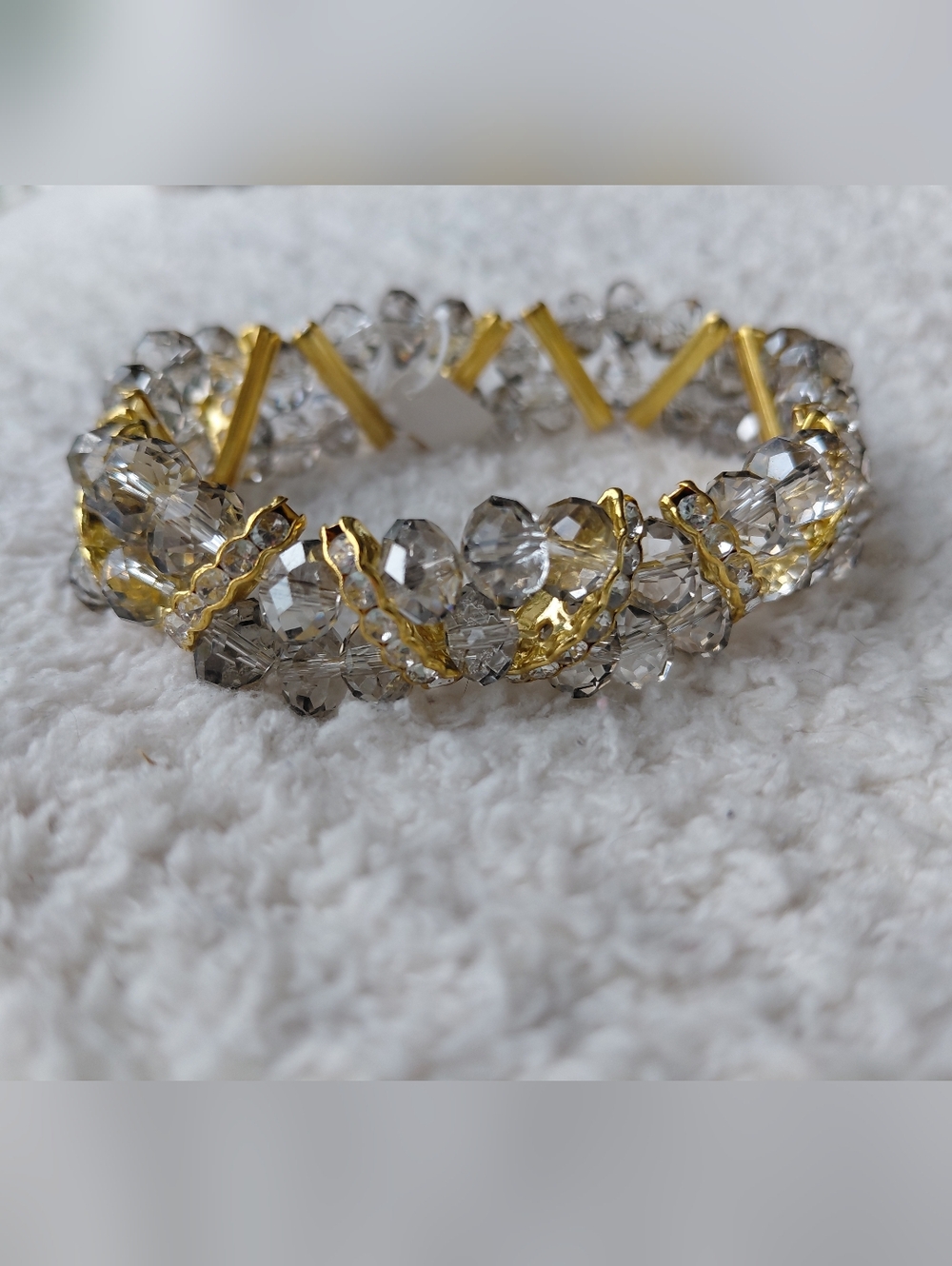 7" Stretch Crystal Bracelet Gold Tone Clear Faceted Beads Chunky Sparkly Elastic
